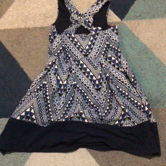 Blue Triangular Pattern Dress - Picture 4 of 5